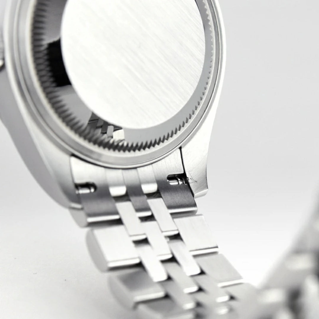 Rolex Lady-Datejust 28 – Oystersteel, Fluted Bezel, Pink Dial with Roman Numerals, Jubilee Bracelet – Ref. 279174