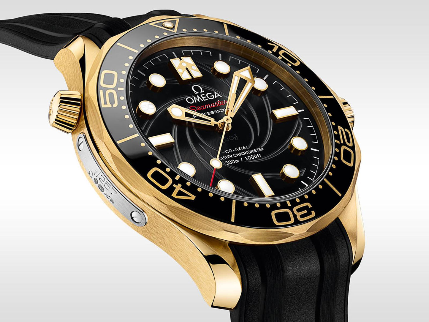 James Bond Limited Edition Set Omega Seamaster Diver 300M