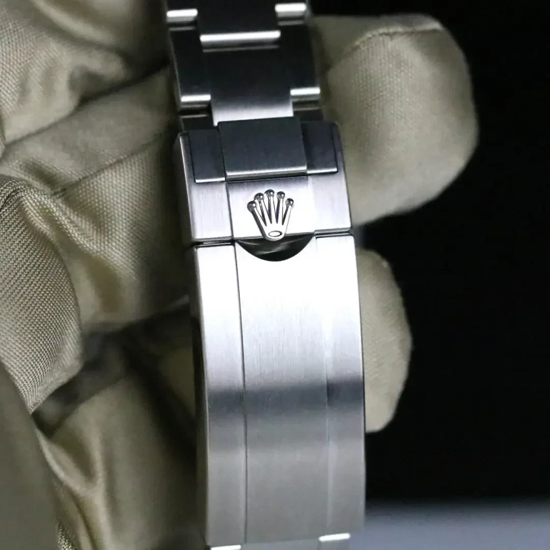 Rolex Submariner "Hulk" Green Dial Men's
