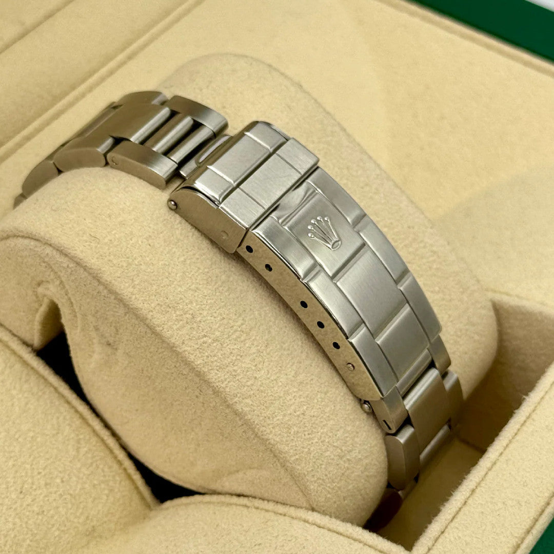 Rolex Submariner Date – 40mm Stainless Steel Luxury For Men